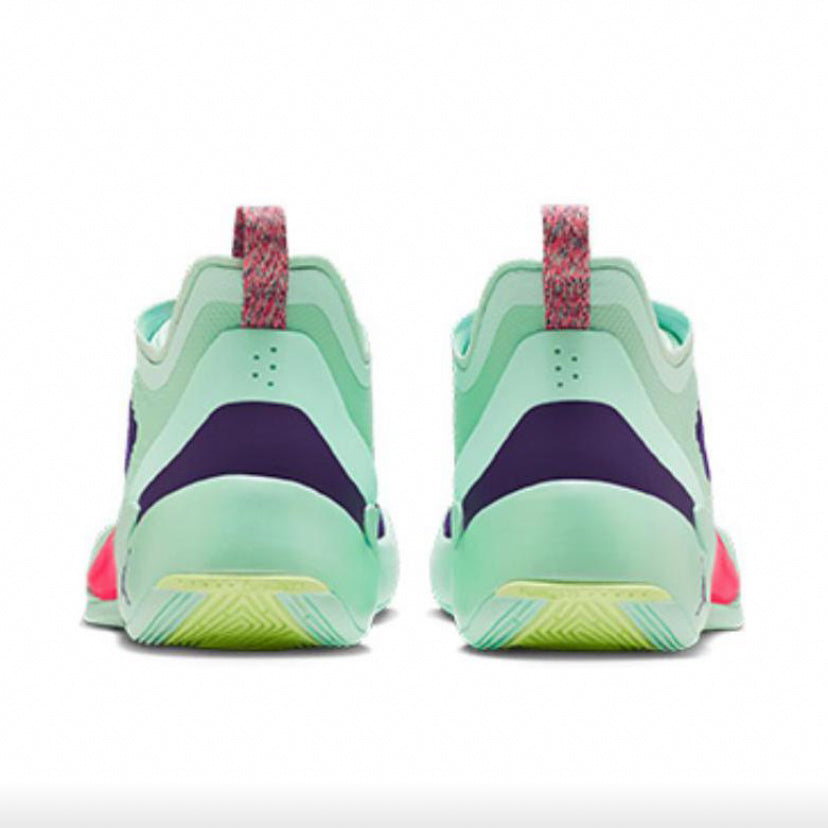 NIKE Luka 1
