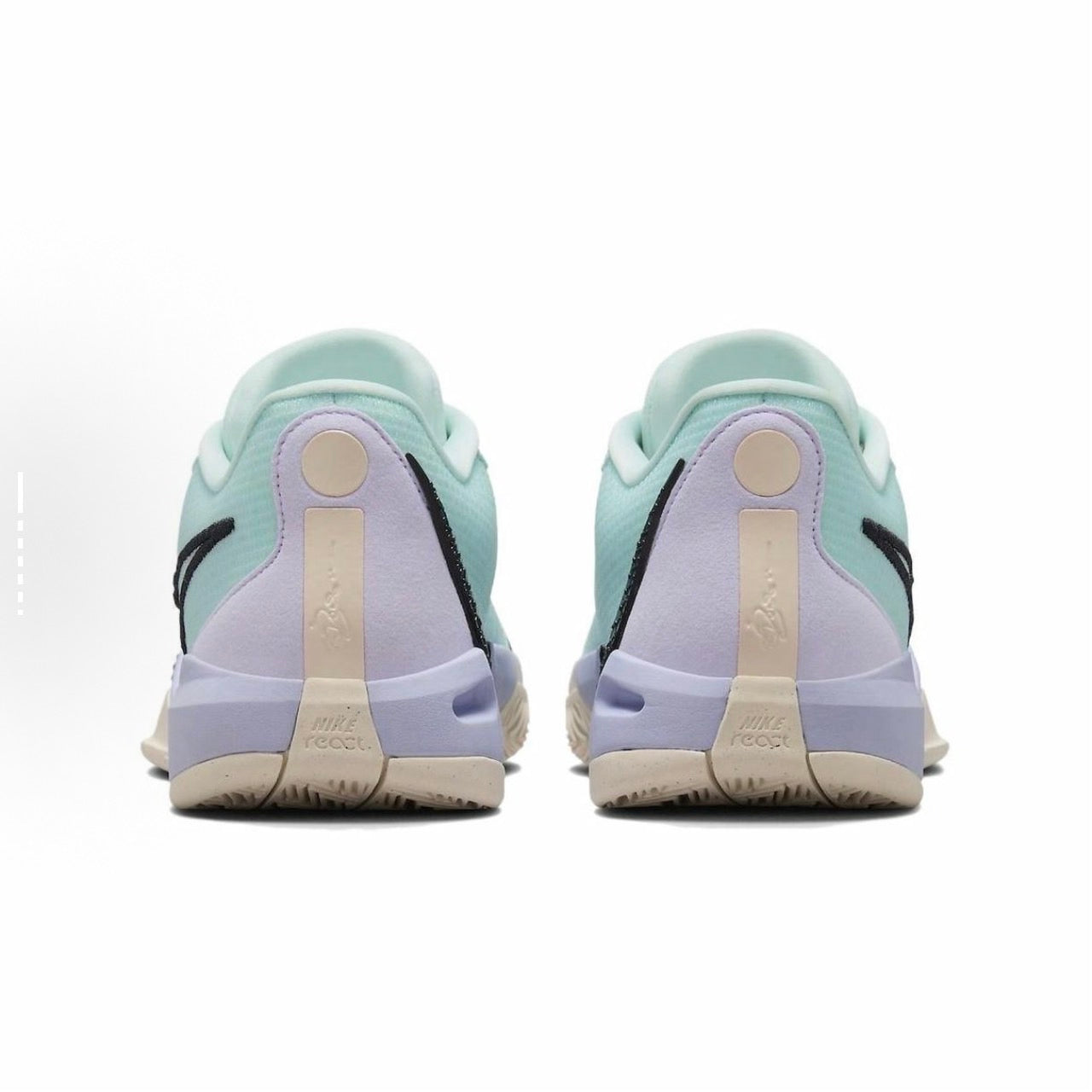 Nike Sabrina 1