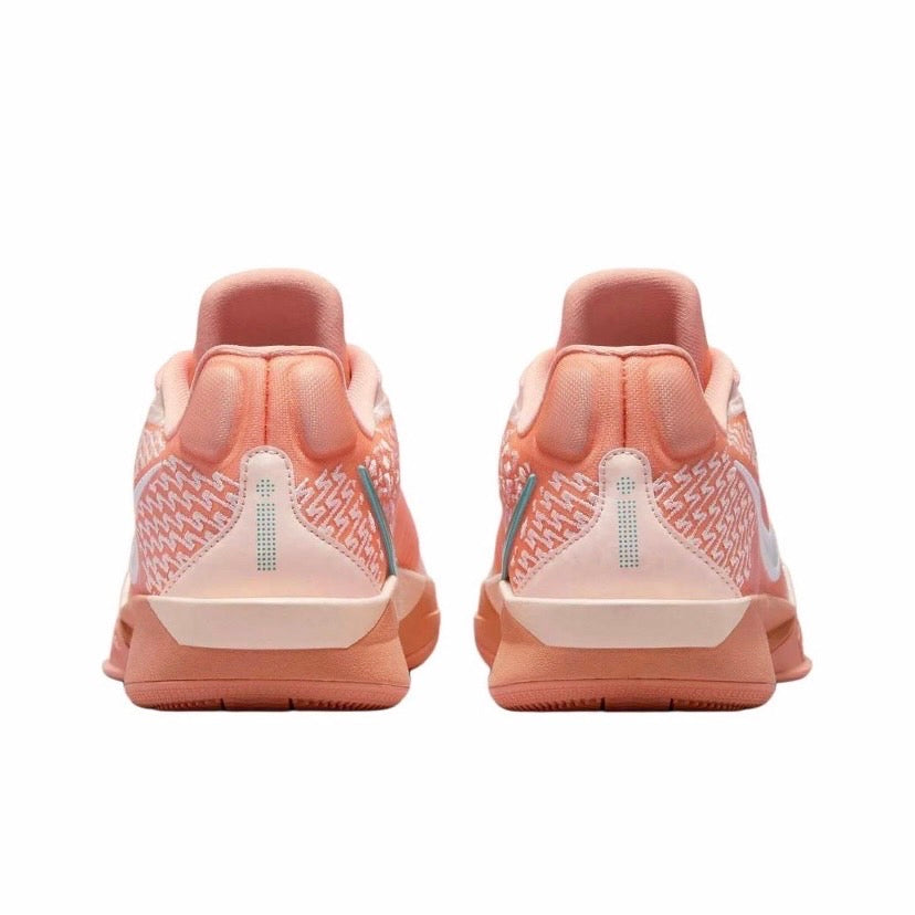 Nike Sabrina 2