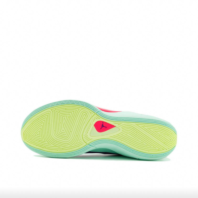 NIKE Luka 1
