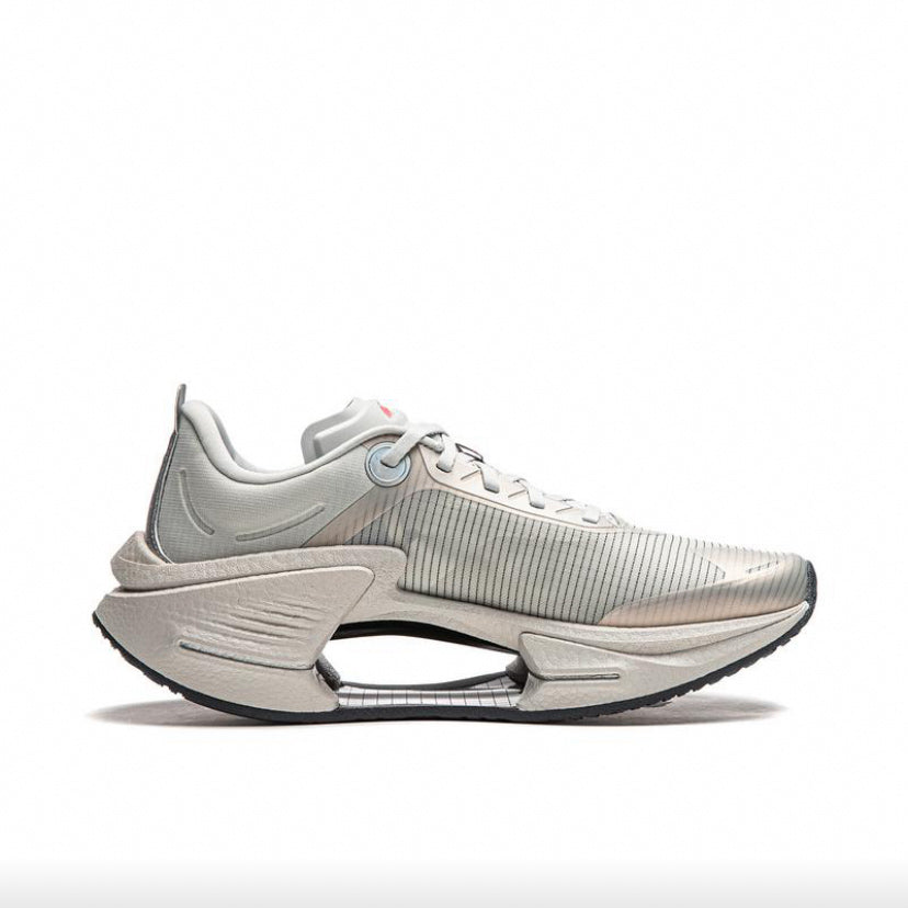 Li-ning Shadow 3
