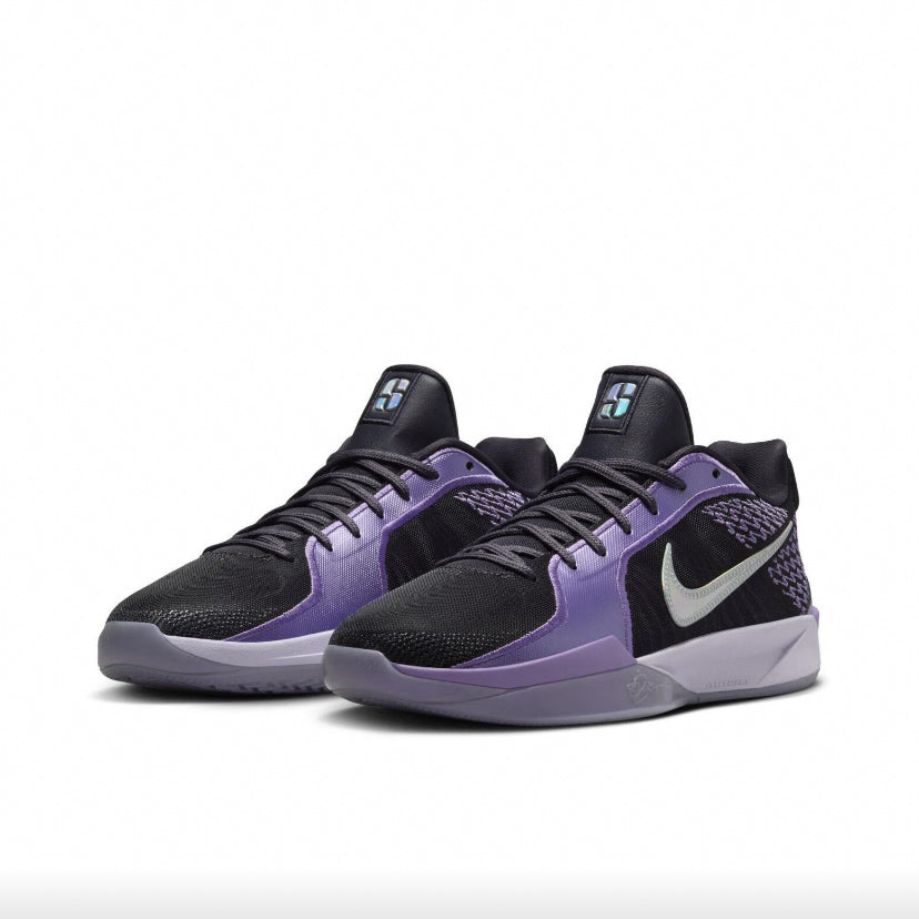 NIKE Sabrina 2 ③