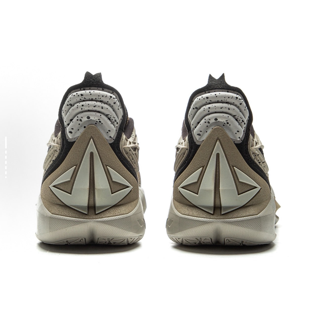 Li-ning Jimmy Butler 3