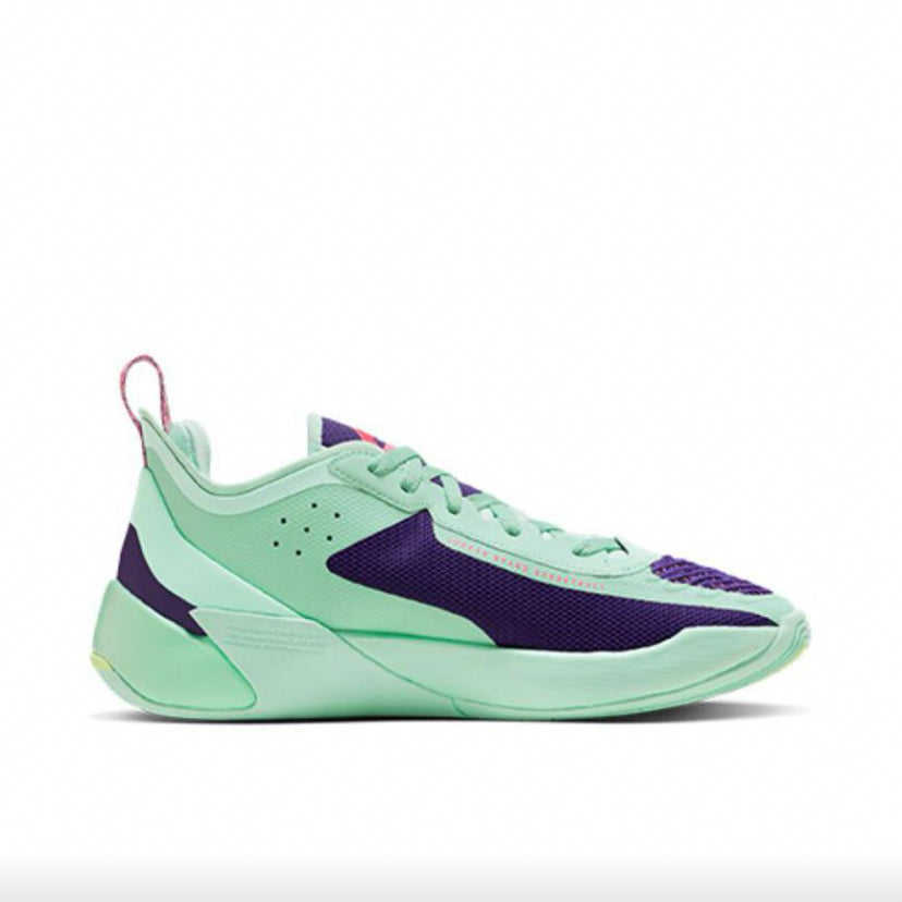 NIKE Luka 1