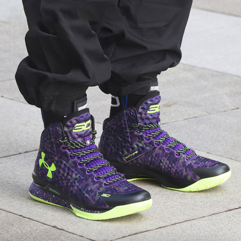 UNDER ARMOUR Curry 1 ⑧