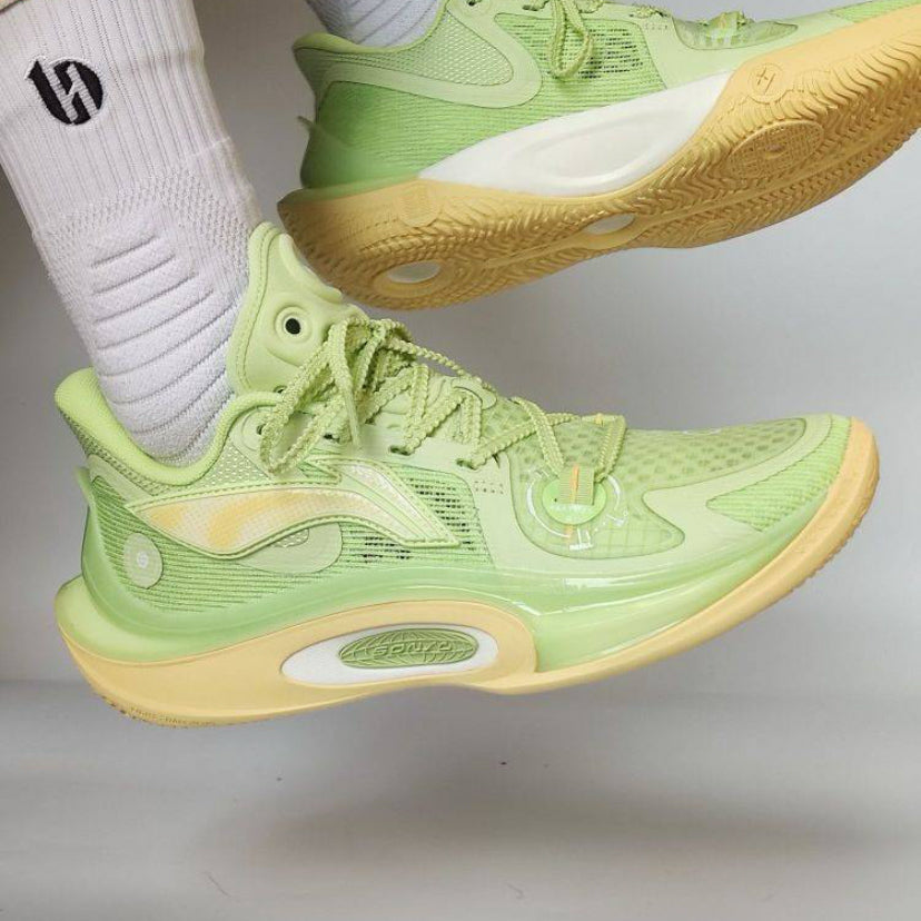 Li-ning Sonic 11