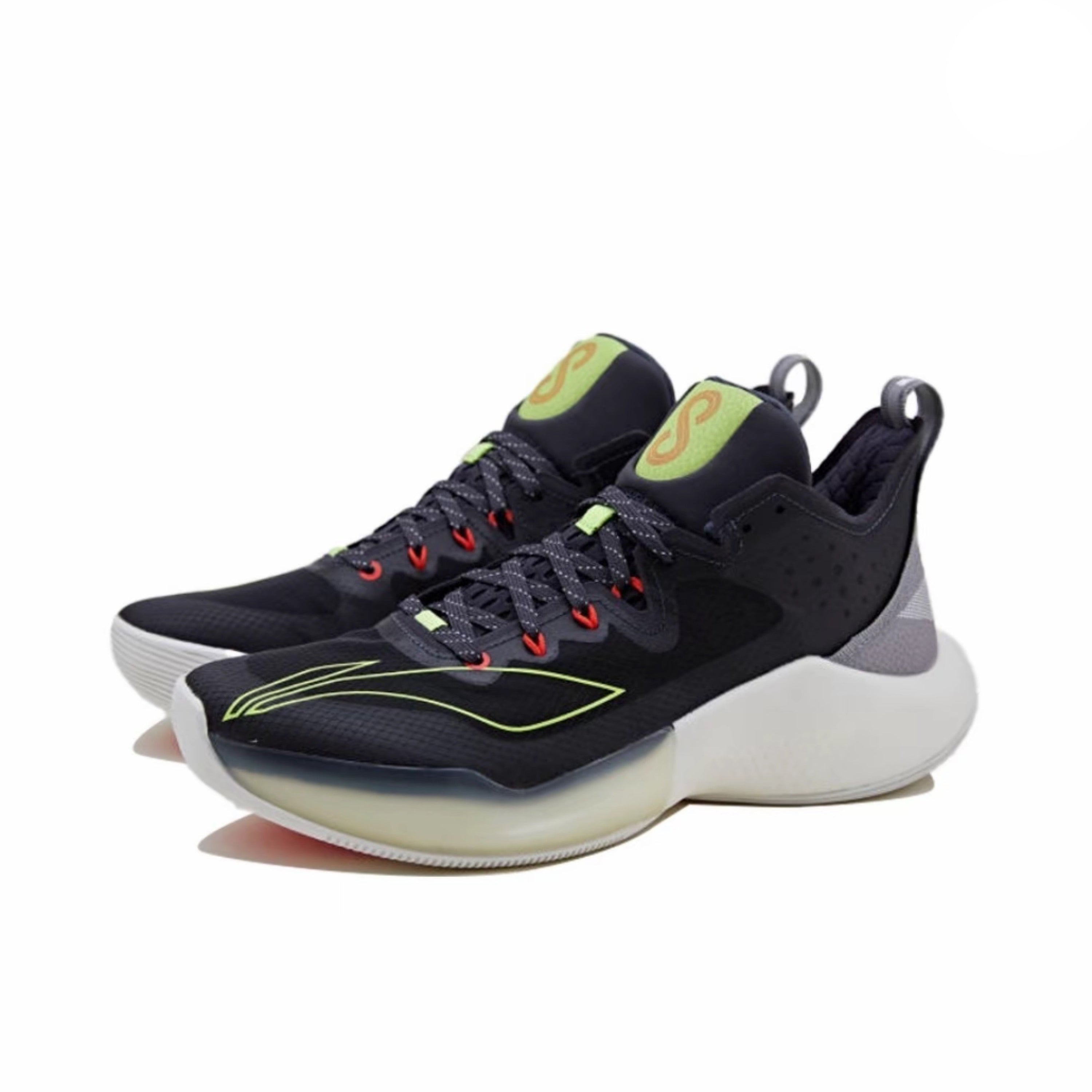 LI-NING - SONIC 8 LOW PE ‘BLACK WHITE’
