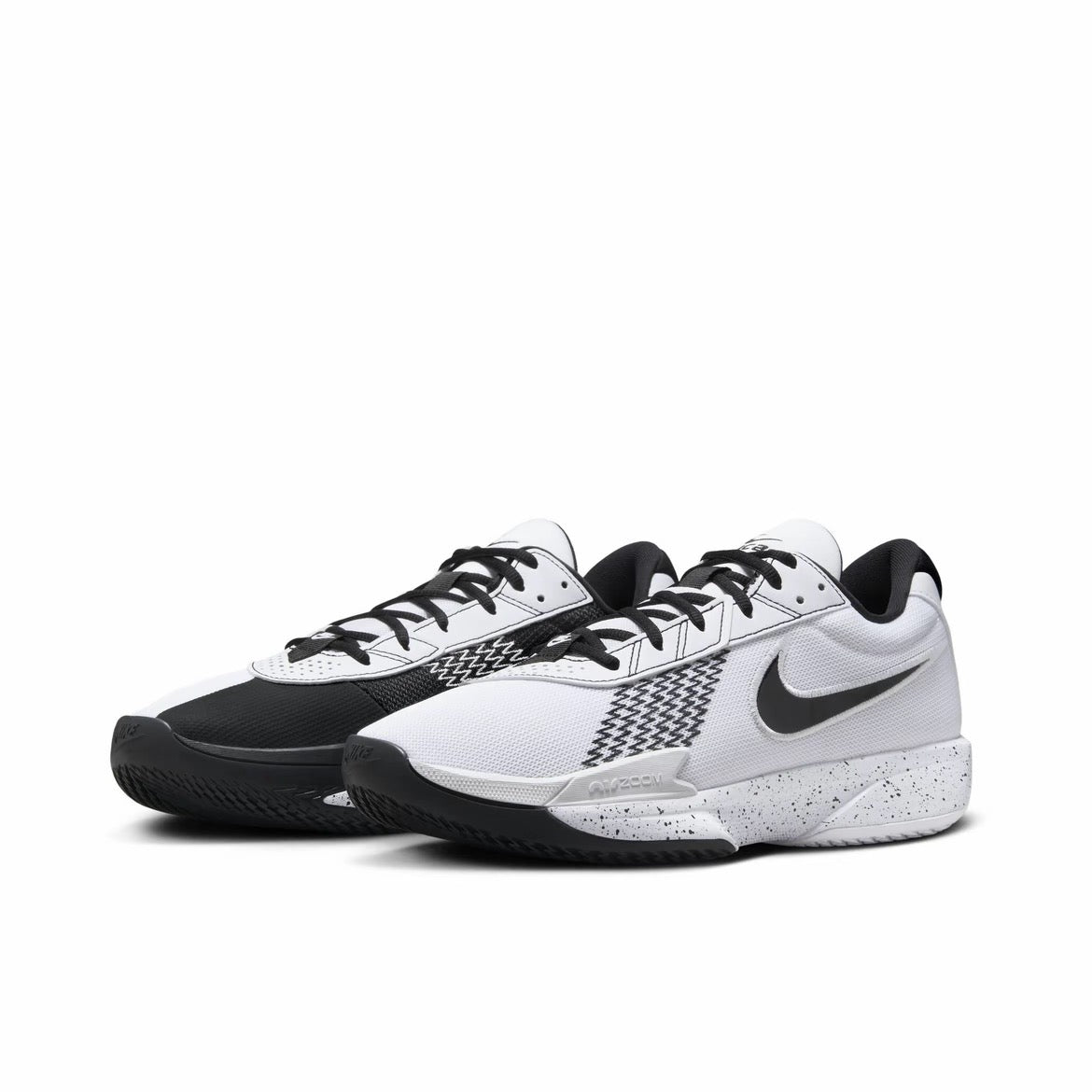 Nike GT Cut Academy ”White Black”
