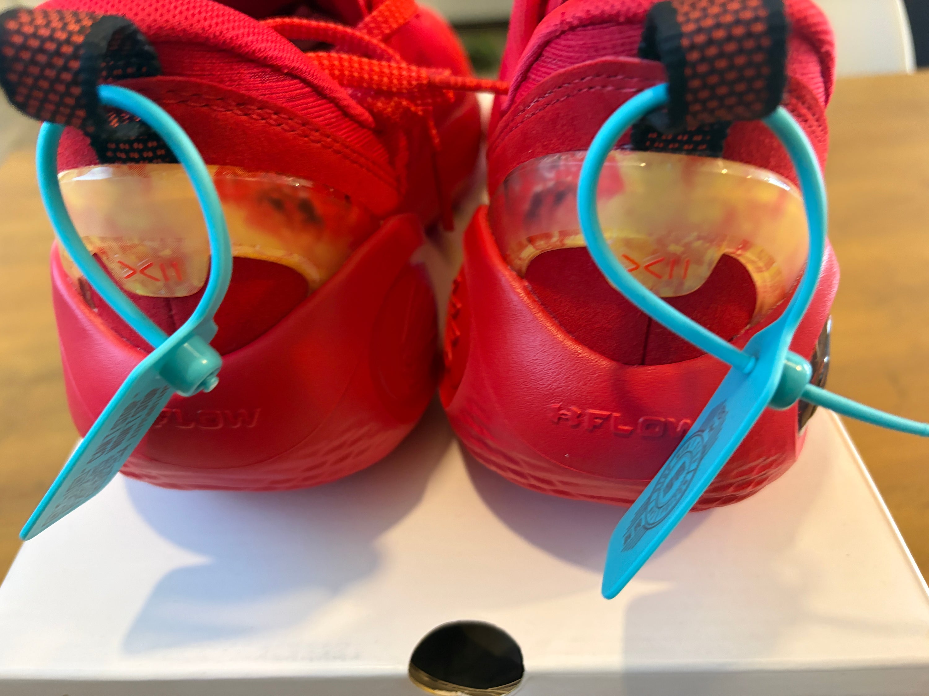 【即納在庫品】Under Armour Curry 12 "SPARK" 　☆US9.5/27.5cm※現品限り