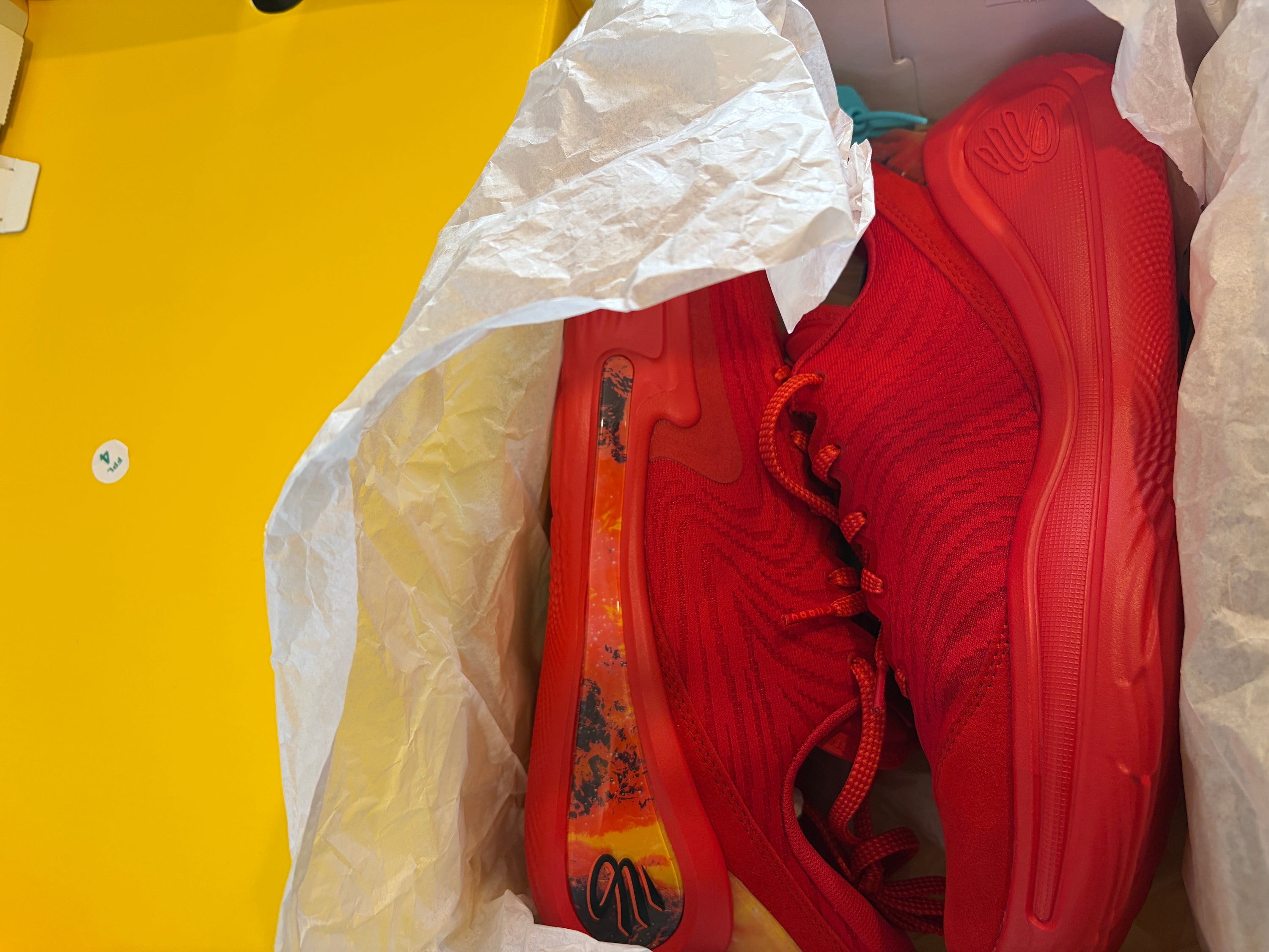 【即納在庫品】Under Armour Curry 12 "SPARK" 　☆US9.5/27.5cm※現品限り