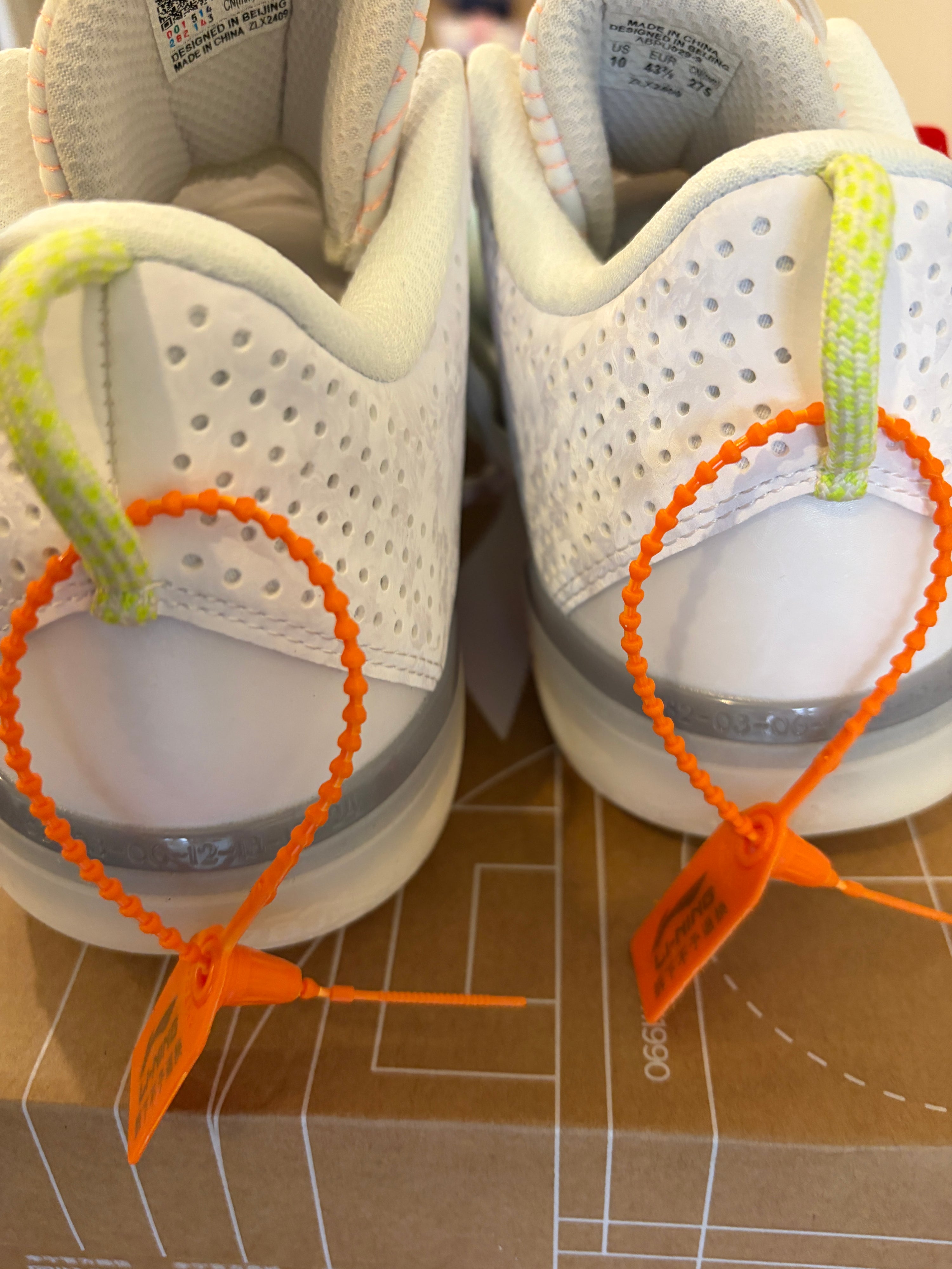 【即納品】Li-Ning Wade Shadow 6"fantasy" 27.5cm ※現品限り